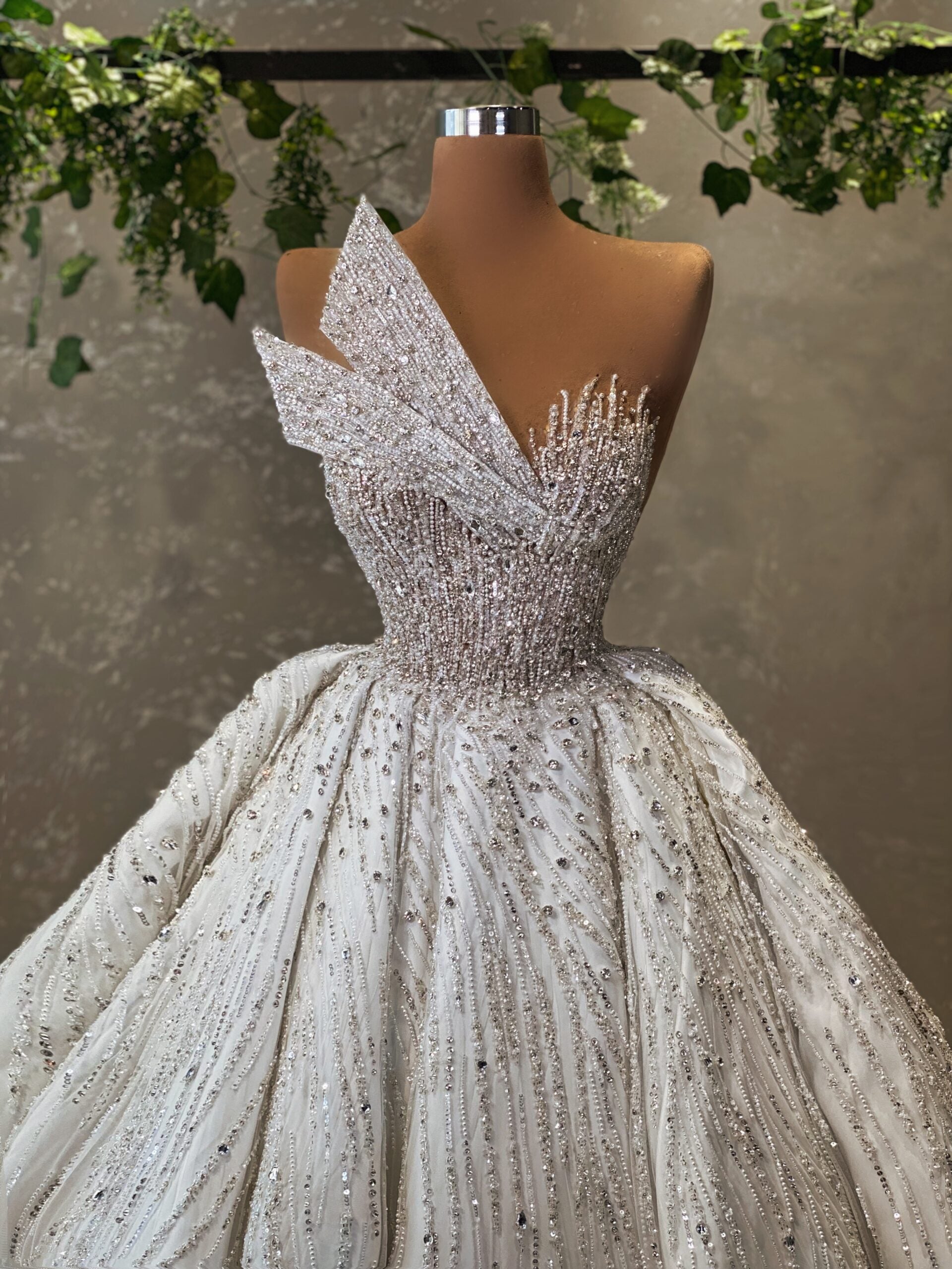 Custom Made High Neck Two Piece Evening Gown With Short Capped Sleeves,  Front Split, And Sweep Train Special Design For Prom And Formal Events From  Yateweddingdress, $111.38 | DHgate.Com